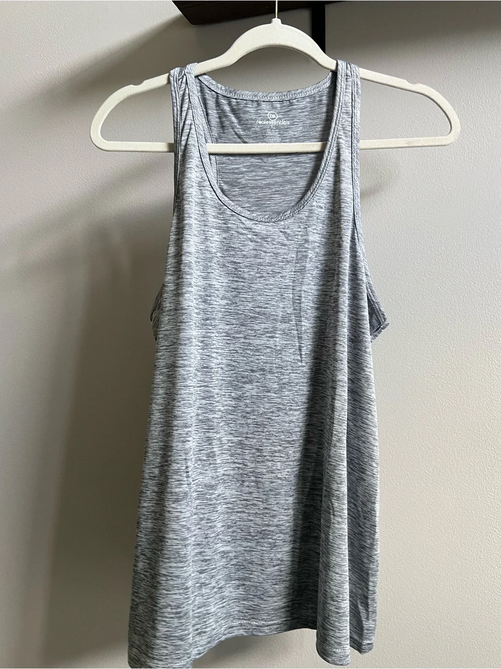 NWOT Real Essentials 5 Athletic tank bundle Racerback dry fit XL - Picture 6 of 7